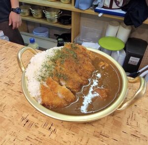 カレーしか勝たん総本店 イメージ